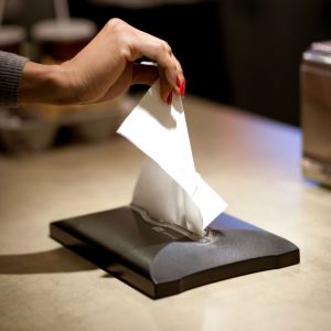 Tork adagoló Xpressnap szalvétához -pultba süllyeszthető- (N4) műanyag/fekete